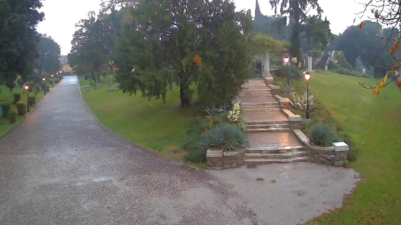 Spletna kamera park Coronini Kronberg – Gorica