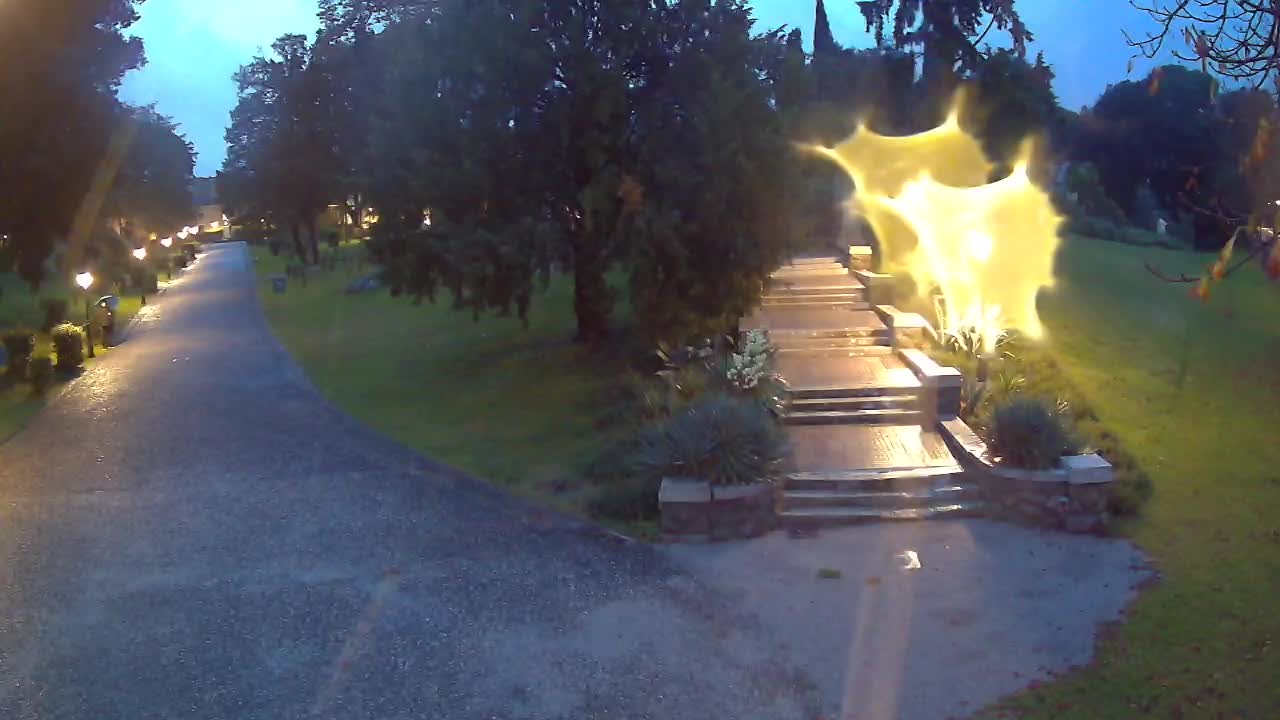 Parco Coronini-Cronberg Live Webcam – Green Oasis