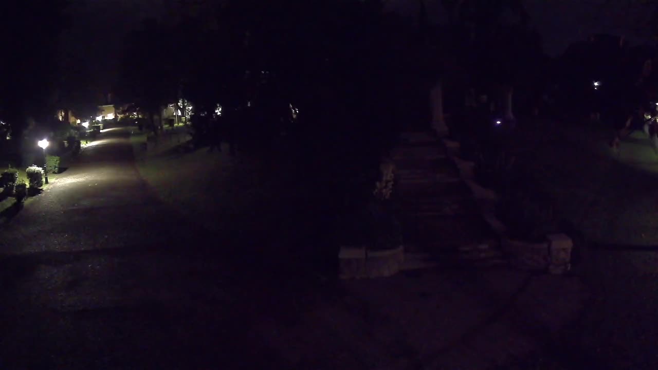 Parco Coronini-Cronberg Live Webcam – Green Oasis