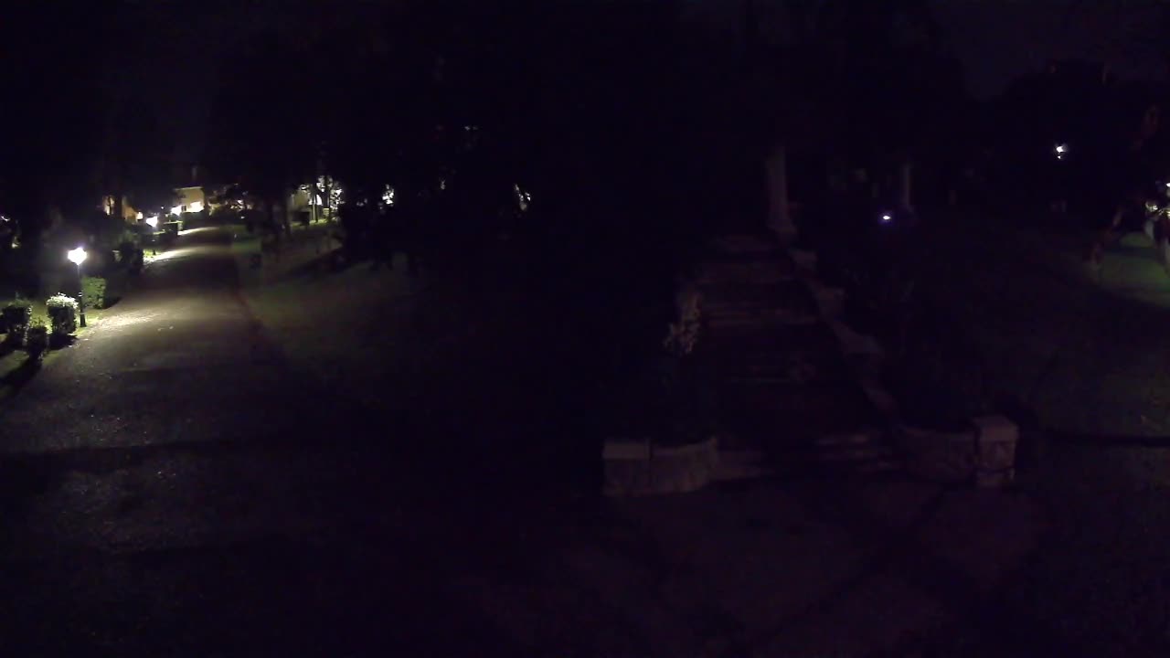 Parco Coronini-Cronberg Live Webcam – Green Oasis