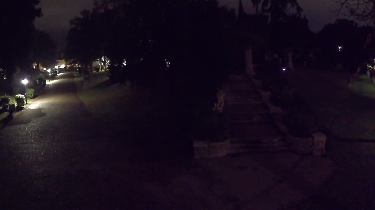 Parco Coronini-Cronberg Live Webcam – Green Oasis