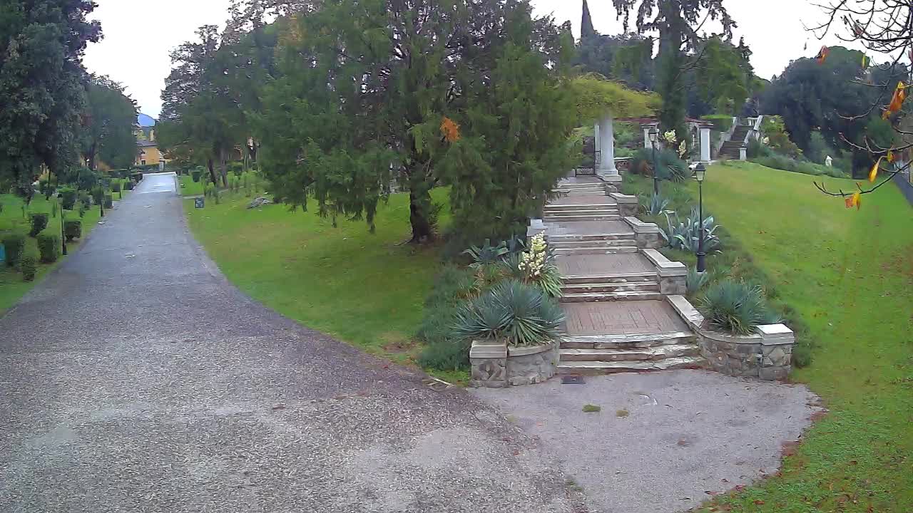 Spletna kamera park Coronini Kronberg – Gorica