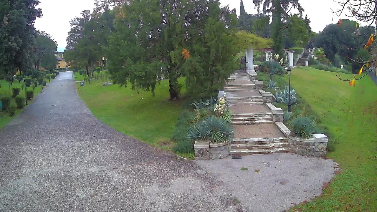 Spletna kamera park Coronini Kronberg – Gorica