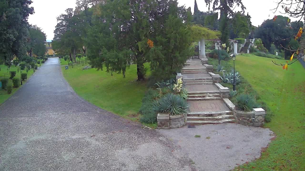 Spletna kamera park Coronini Kronberg – Gorica
