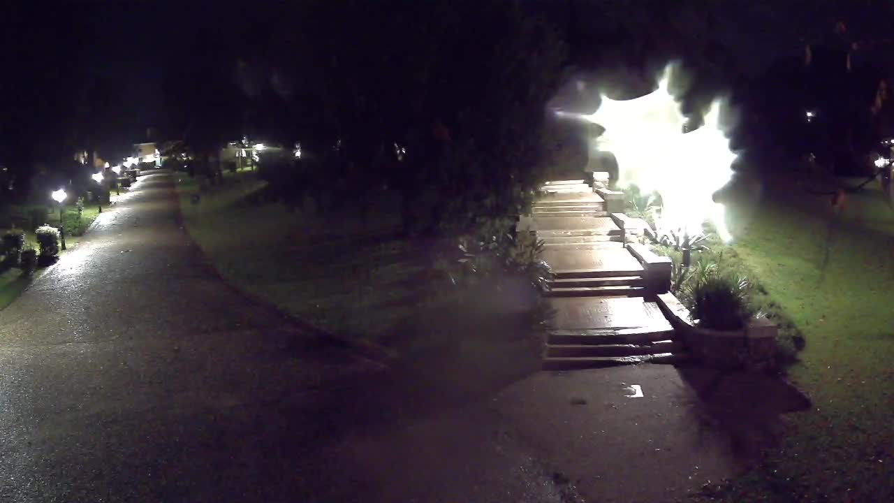 Parco Coronini-Cronberg Live Webcam – Green Oasis