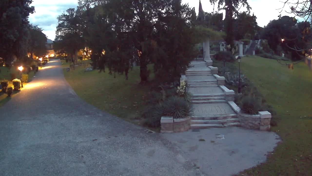 Parco Coronini-Cronberg Live Webcam – Green Oasis