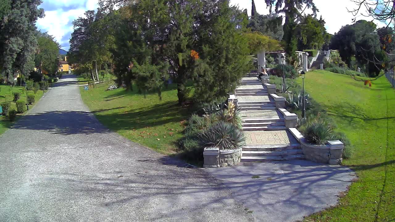 Parco Coronini-Cronberg Live Webcam – Green Oasis