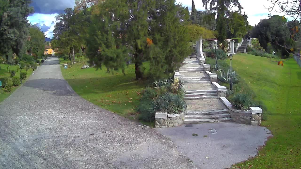 Spletna kamera park Coronini Kronberg – Gorica
