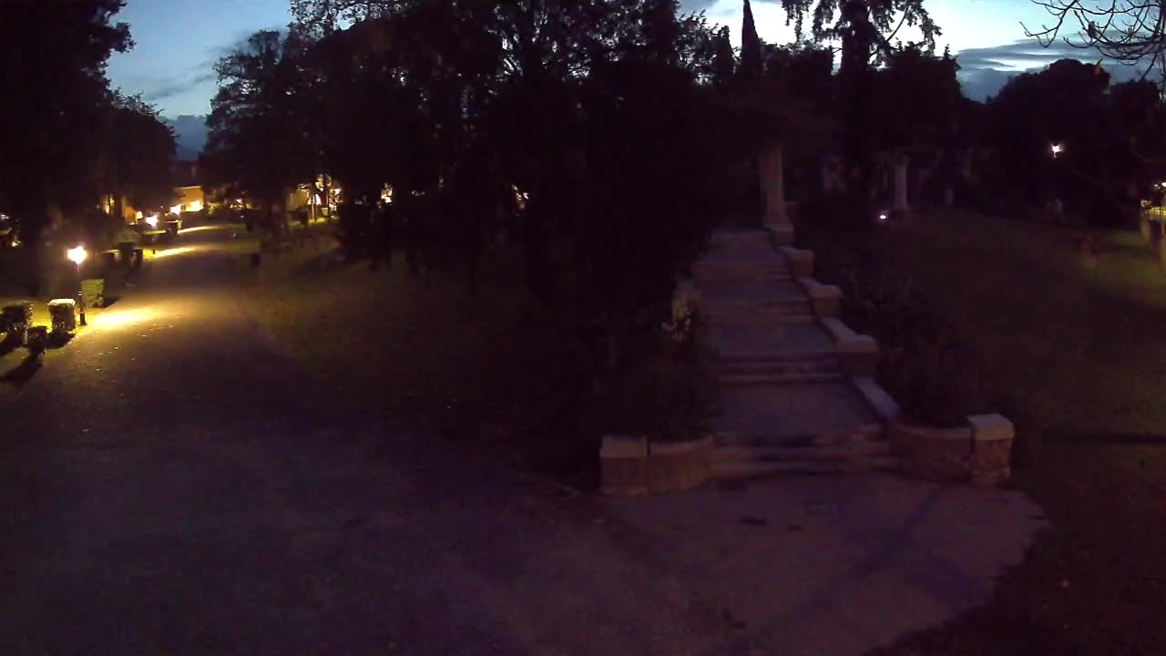 Parco Coronini-Cronberg Live Webcam – Green Oasis