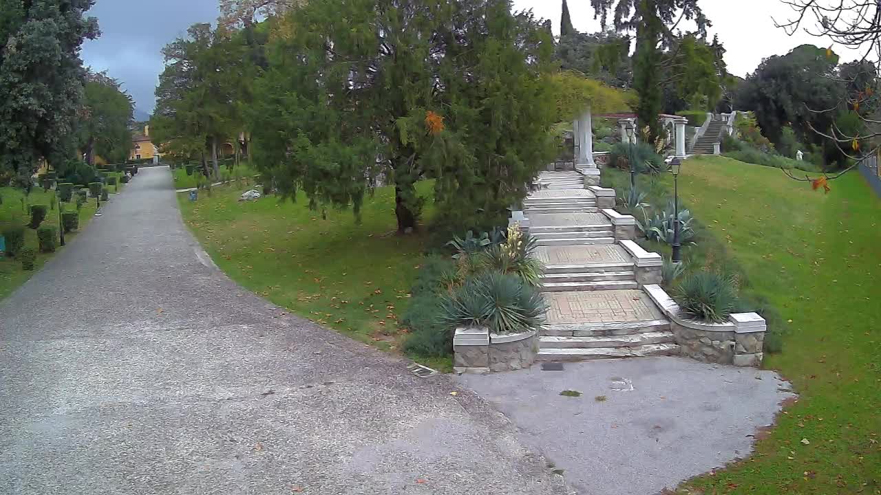 Parco Coronini-Cronberg Live Webcam – Green Oasis