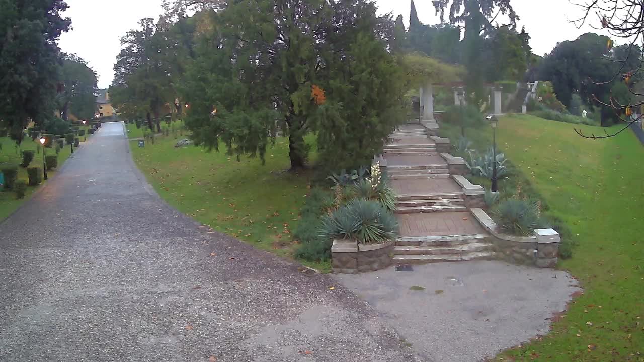 Parco Coronini-Cronberg Live Webcam – Green Oasis