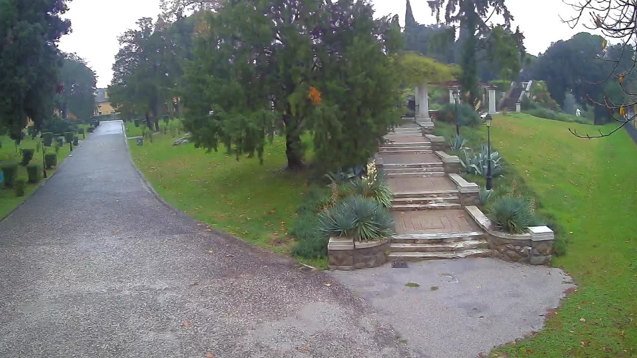 Spletna kamera park Coronini Kronberg – Gorica