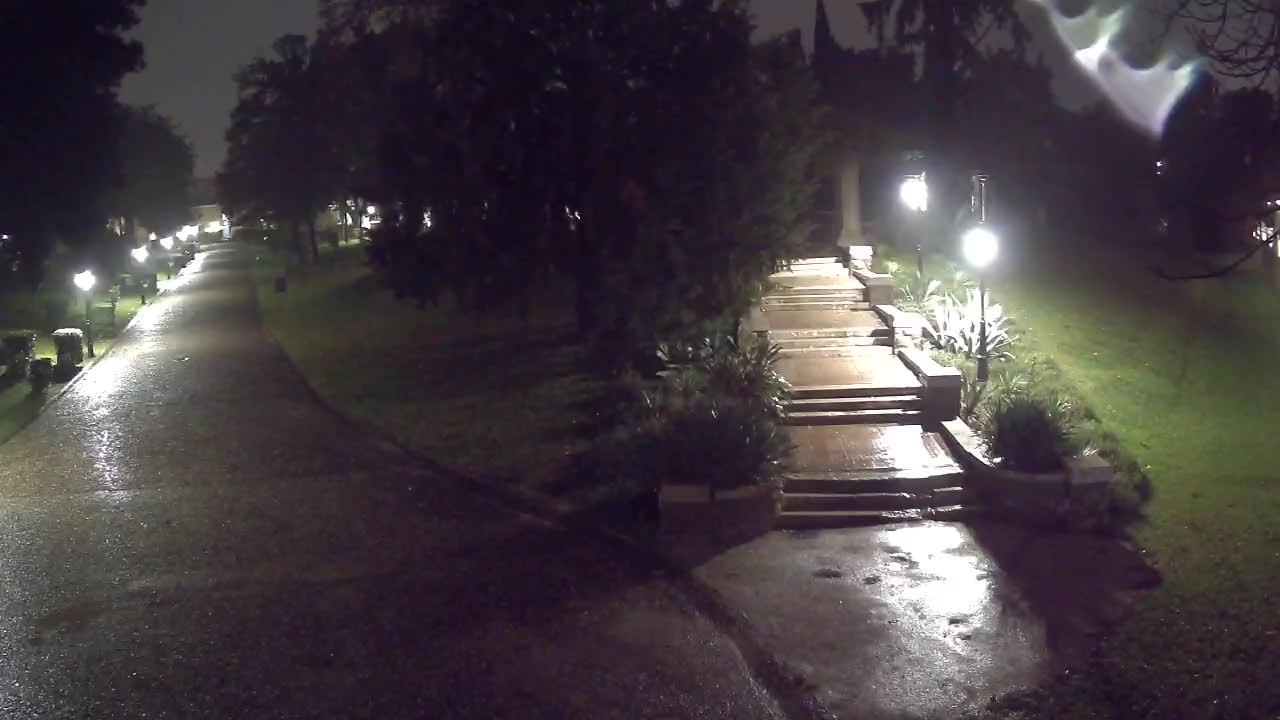 Spletna kamera park Coronini Kronberg – Gorica