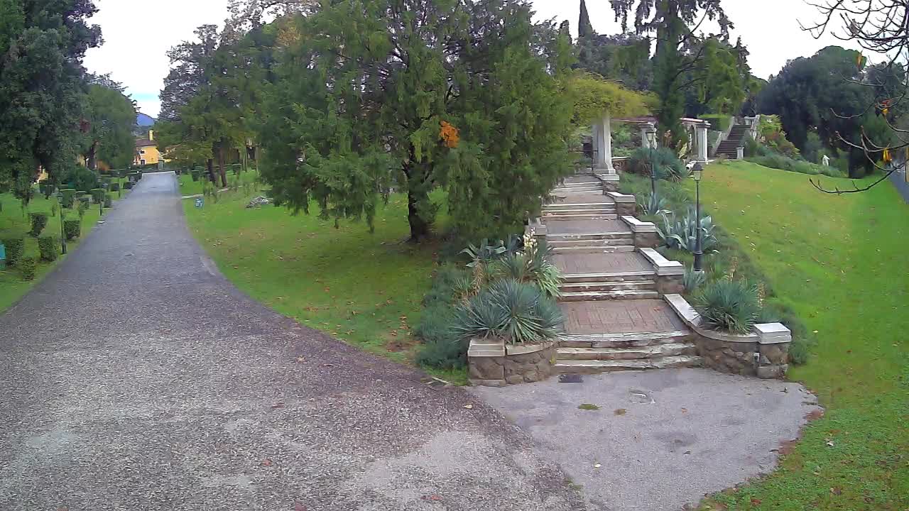 Spletna kamera park Coronini Kronberg – Gorica