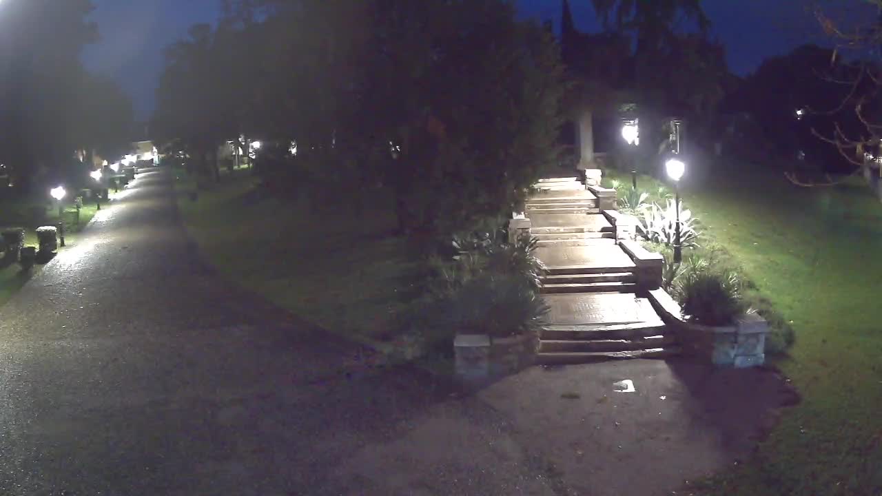 Parco Coronini-Cronberg Live Webcam – Green Oasis