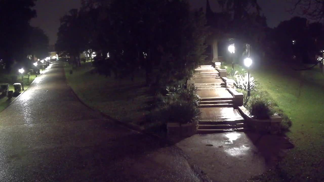 Spletna kamera park Coronini Kronberg – Gorica