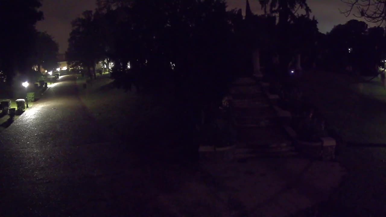 Parco Coronini-Cronberg Live Webcam – Green Oasis