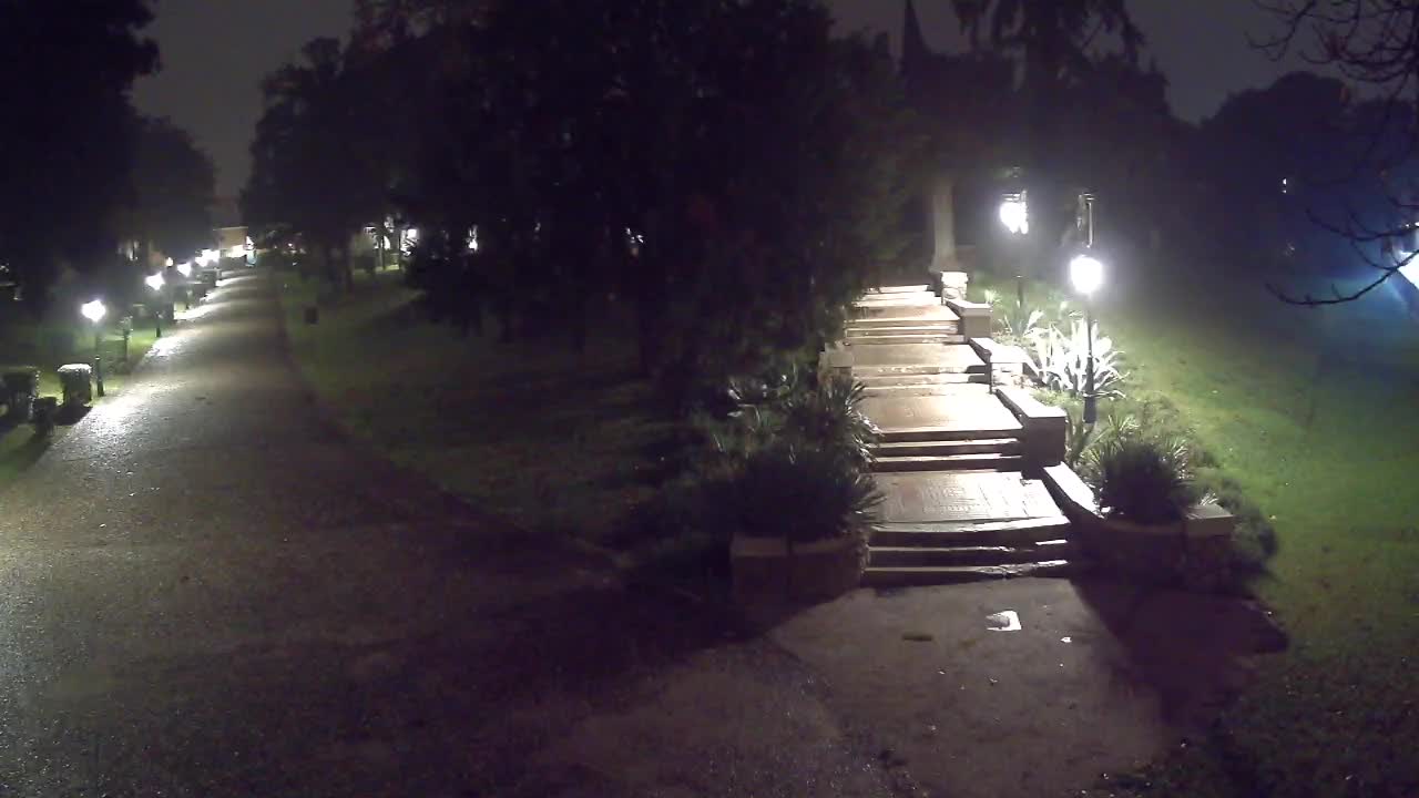 Parco Coronini-Cronberg Live Webcam – Green Oasis