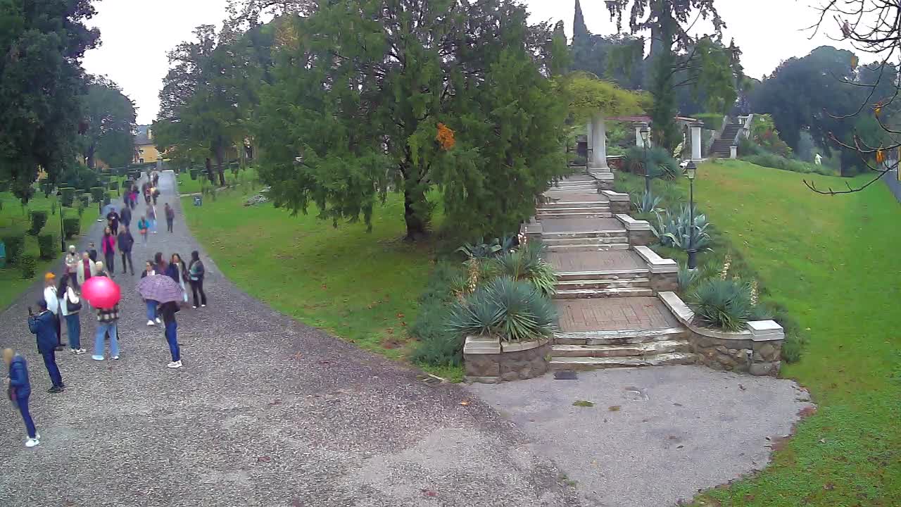 Parco Coronini-Cronberg Live Webcam – Green Oasis
