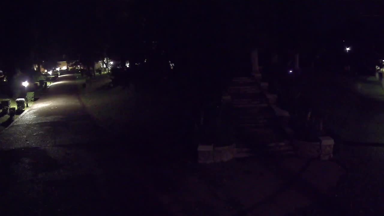 Parco Coronini-Cronberg Live Webcam – Green Oasis