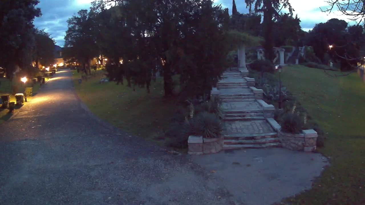 Parco Coronini-Cronberg Live Webcam – Green Oasis