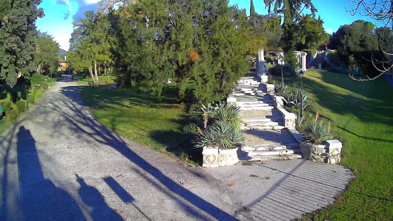 Spletna kamera park Coronini Kronberg – Gorica