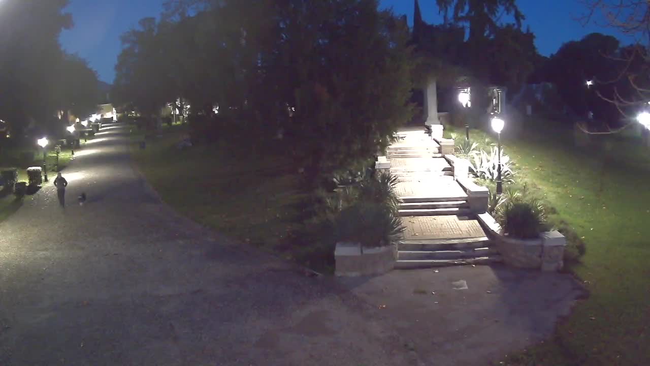 Spletna kamera park Coronini Kronberg – Gorica