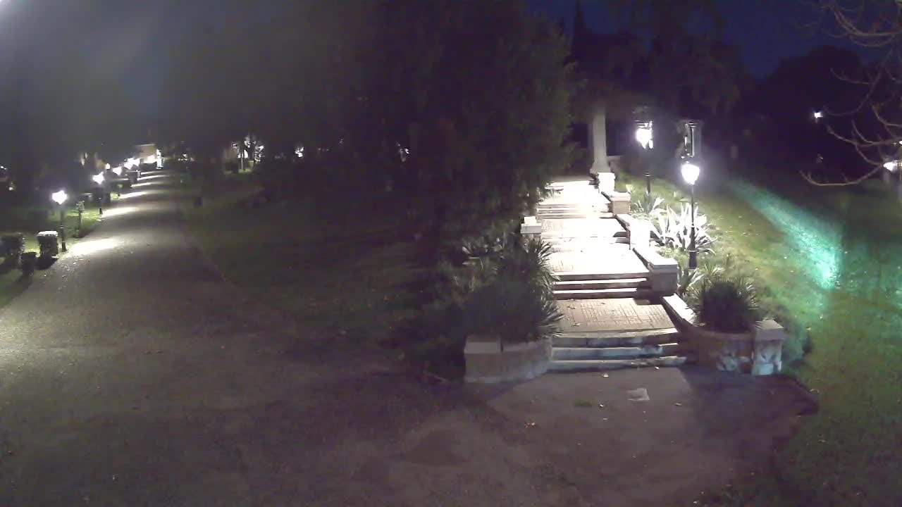 Spletna kamera park Coronini Kronberg – Gorica