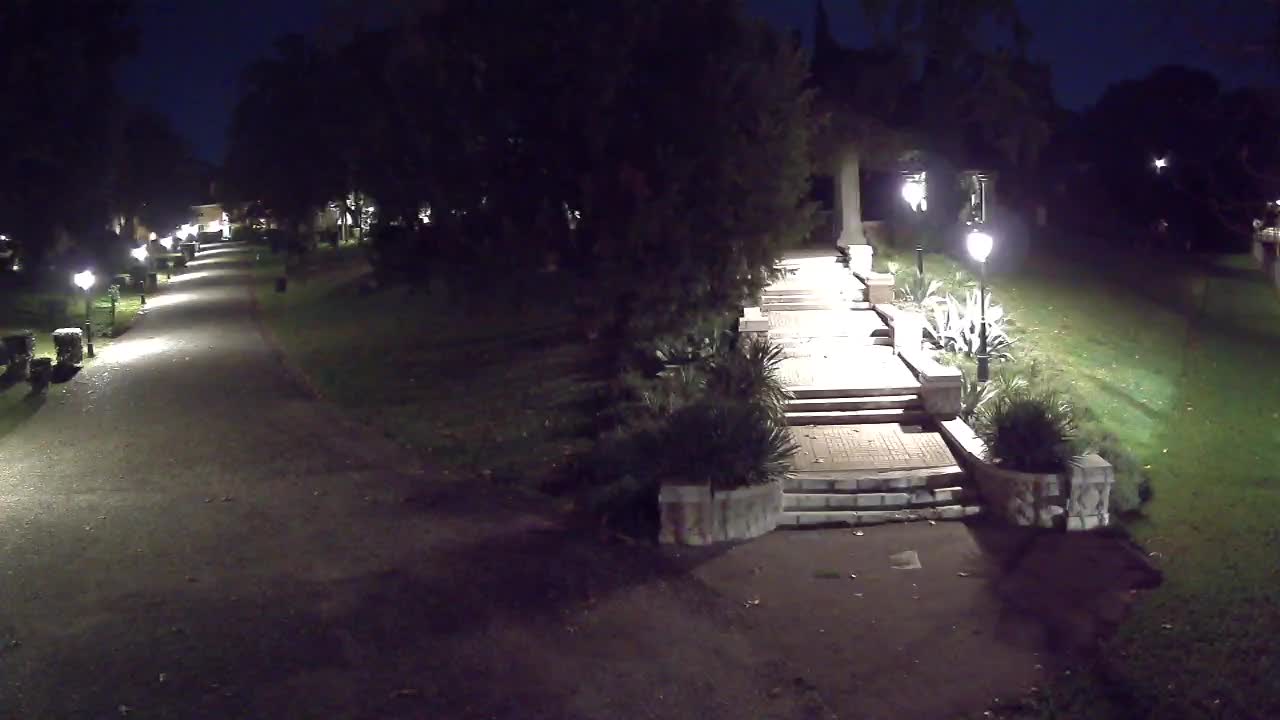 Parco Coronini-Cronberg Live Webcam – Green Oasis