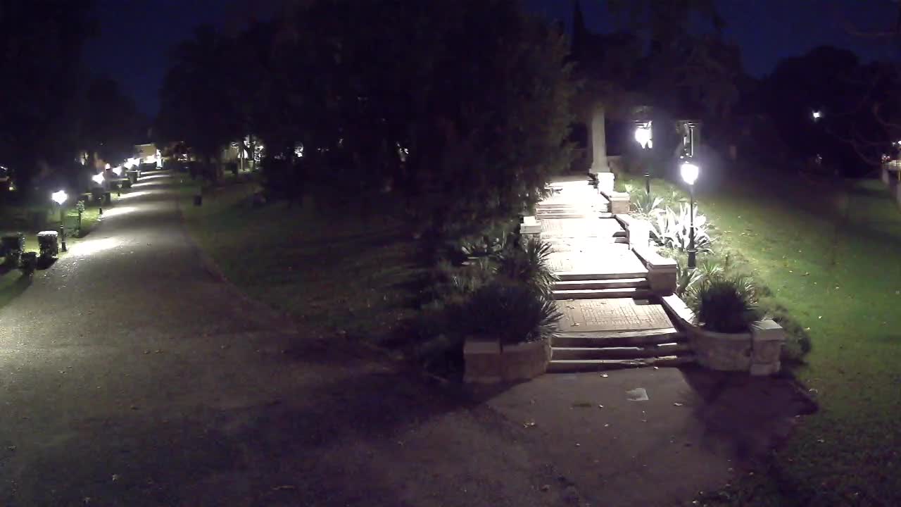 Parco Coronini-Cronberg Live Webcam – Green Oasis