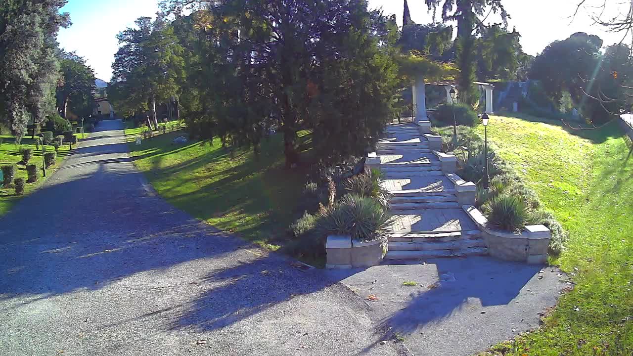 Spletna kamera park Coronini Kronberg – Gorica