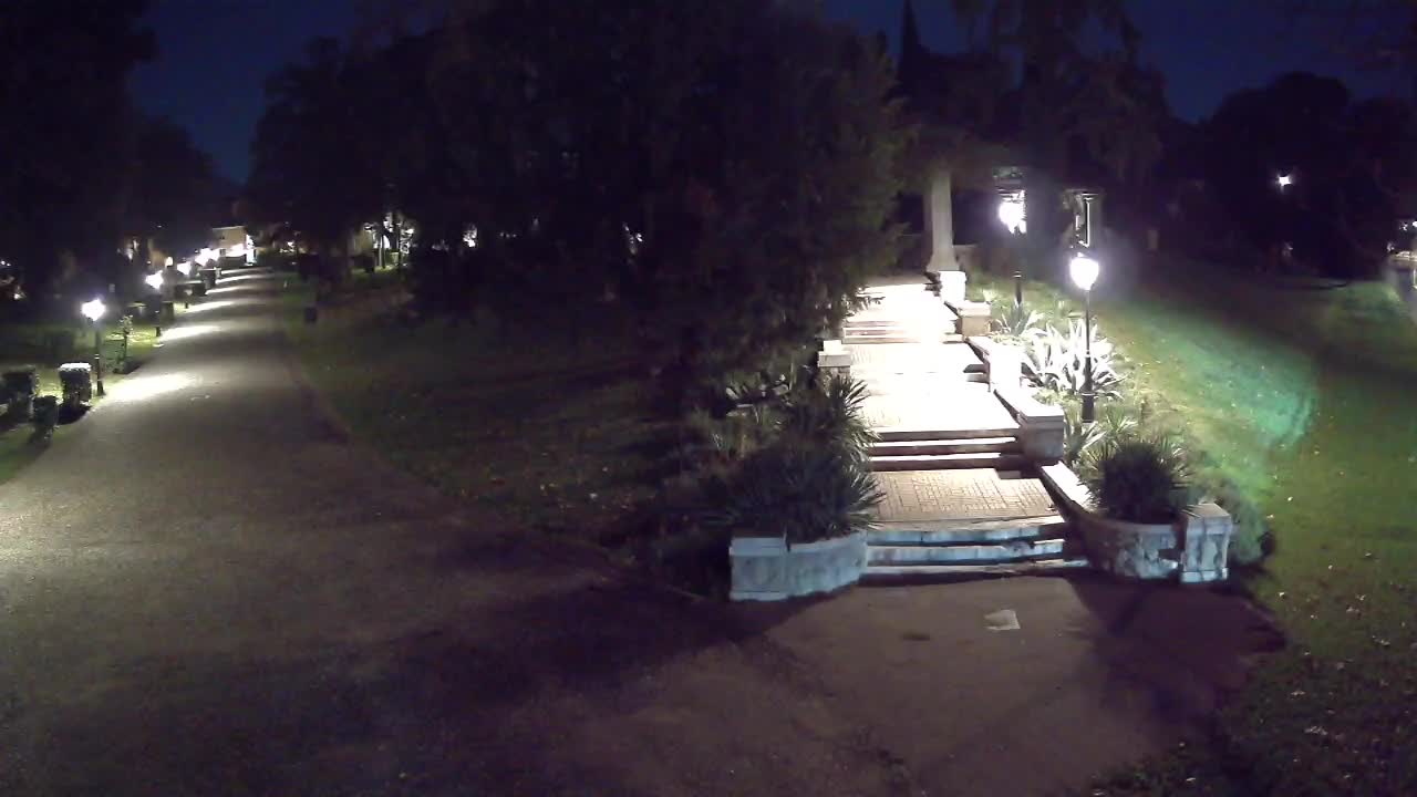 Parco Coronini-Cronberg Live Webcam – Green Oasis