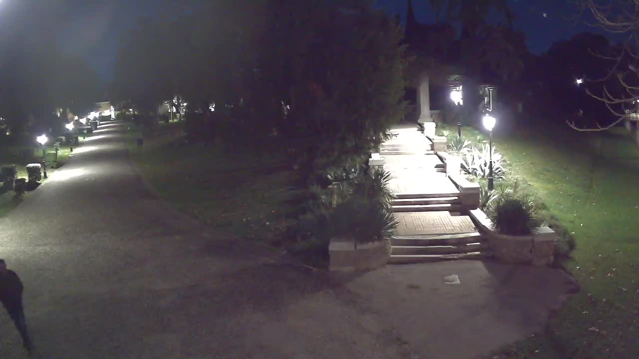 Spletna kamera park Coronini Kronberg – Gorica