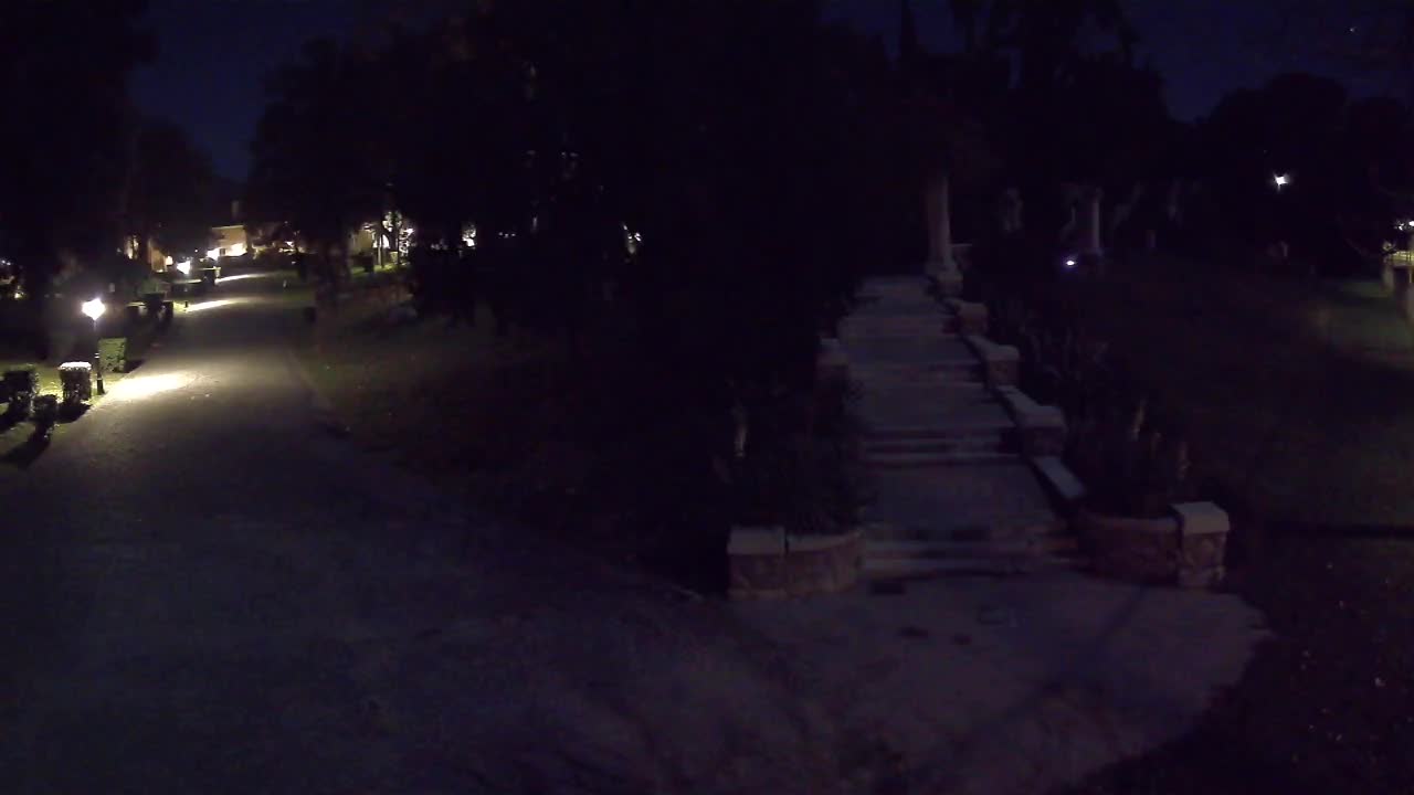 Parco Coronini-Cronberg Live Webcam – Green Oasis