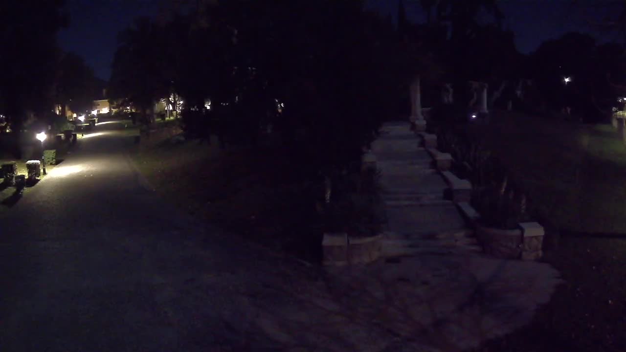 Parco Coronini-Cronberg Live Webcam – Green Oasis