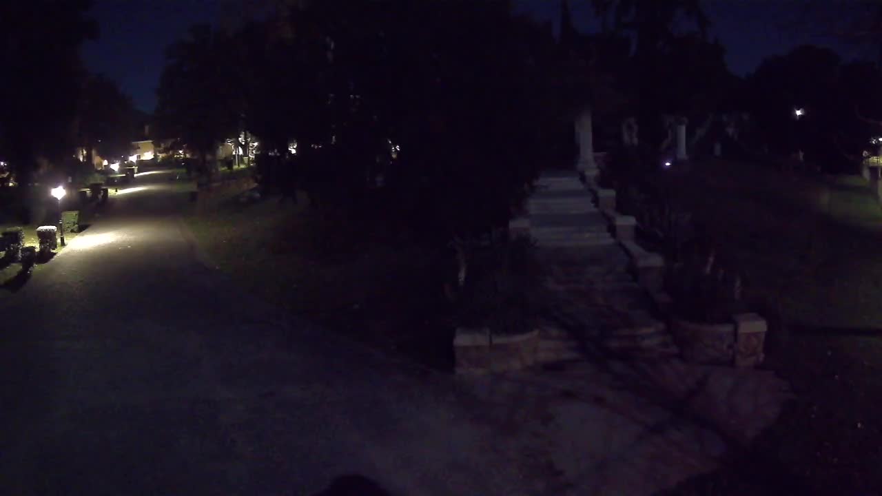 Parco Coronini-Cronberg Live Webcam – Green Oasis