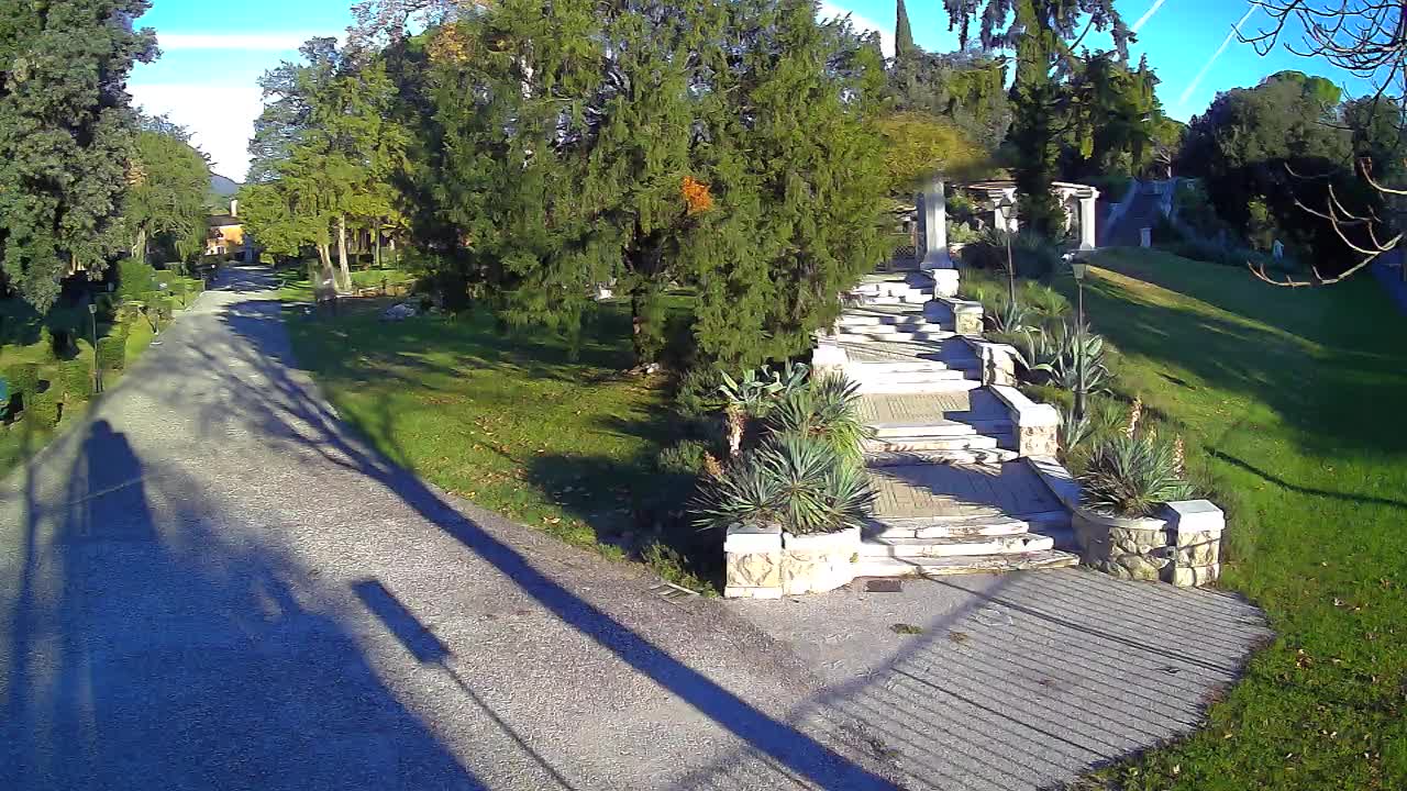 Spletna kamera park Coronini Kronberg – Gorica