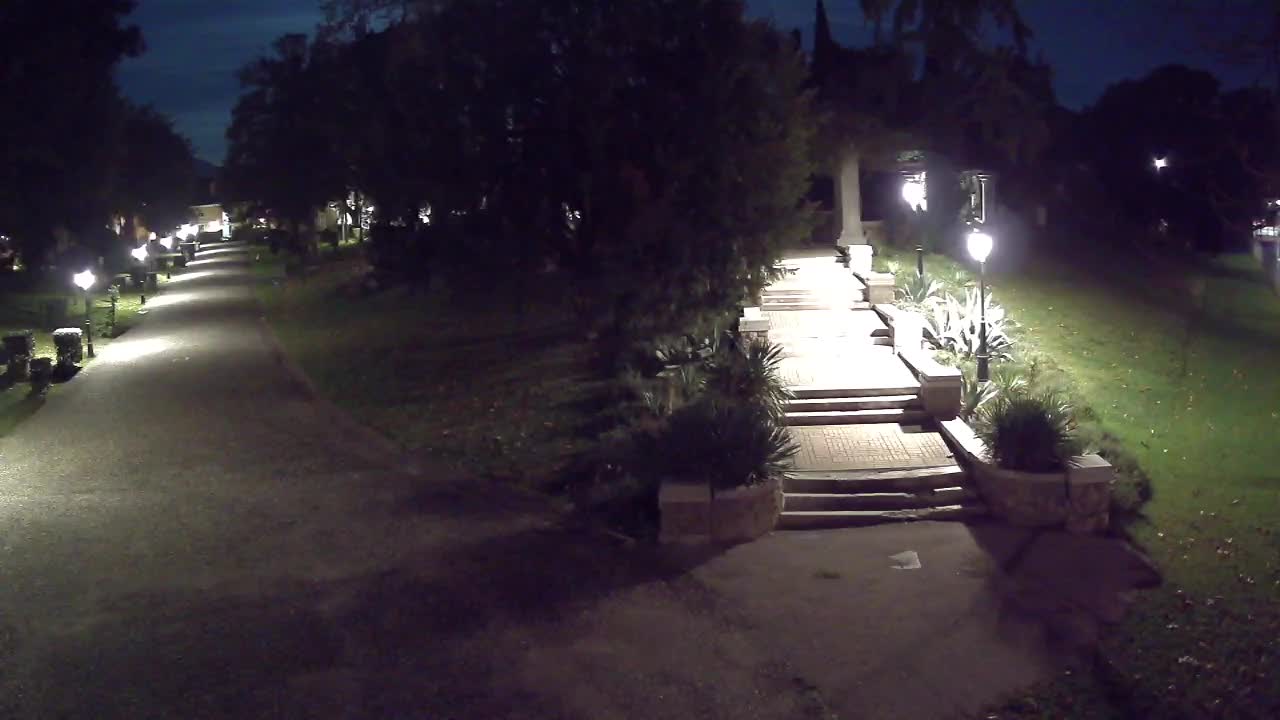 Parco Coronini-Cronberg Live Webcam – Green Oasis