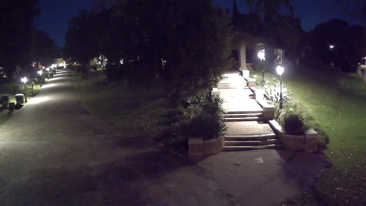 Parco Coronini-Cronberg Live Webcam – Green Oasis