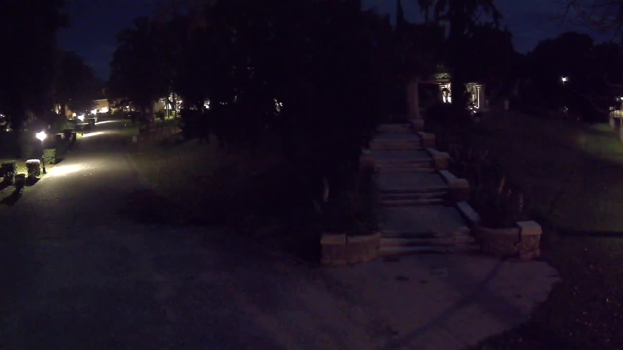 Spletna kamera park Coronini Kronberg – Gorica