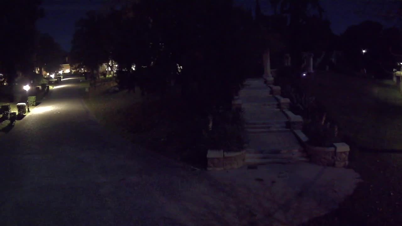 Parco Coronini-Cronberg Live Webcam – Green Oasis