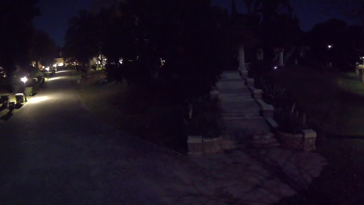 Parco Coronini-Cronberg Live Webcam – Green Oasis