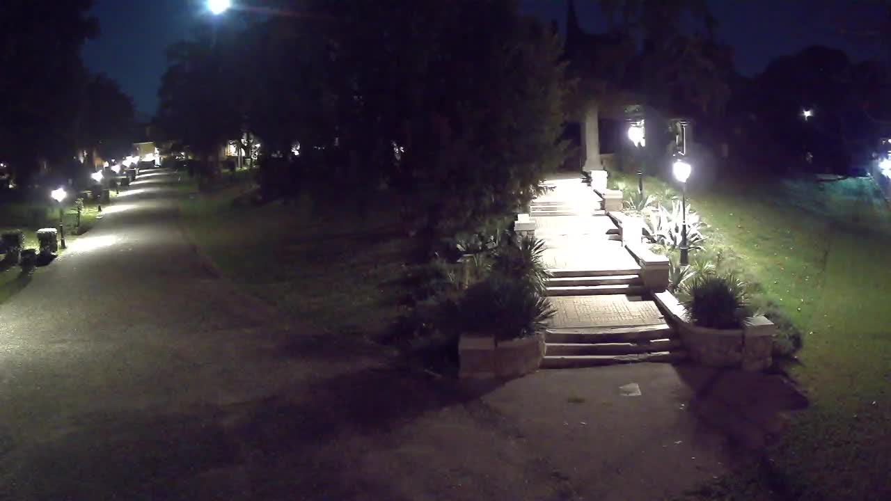 Parco Coronini-Cronberg Live Webcam – Green Oasis