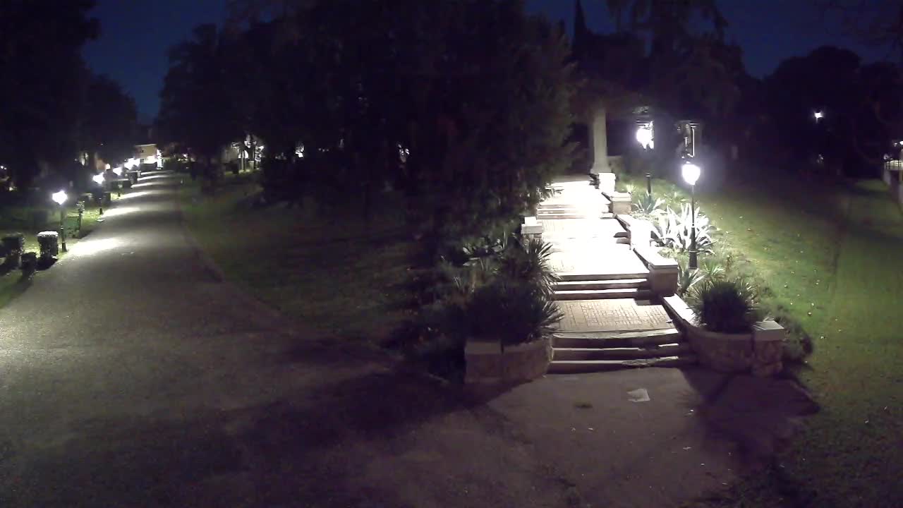 Parco Coronini-Cronberg Live Webcam – Green Oasis