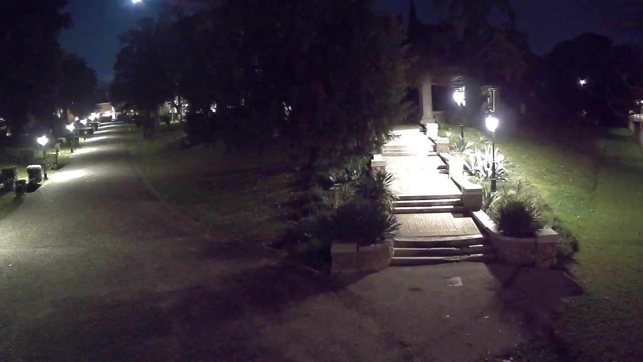 Spletna kamera park Coronini Kronberg – Gorica