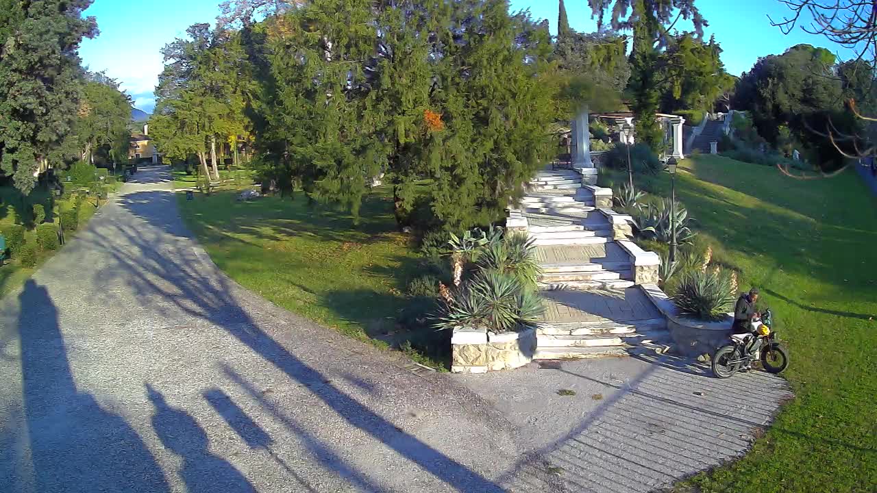 Spletna kamera park Coronini Kronberg – Gorica