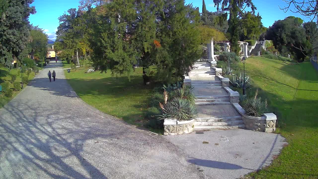 Spletna kamera park Coronini Kronberg – Gorica
