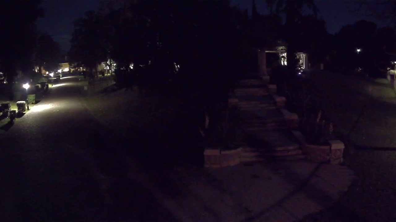 Parco Coronini-Cronberg Live Webcam – Green Oasis