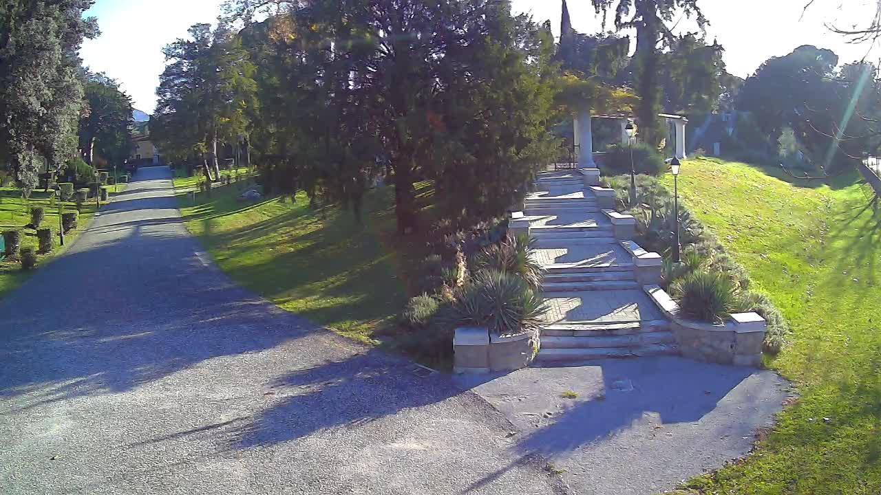 Spletna kamera park Coronini Kronberg – Gorica