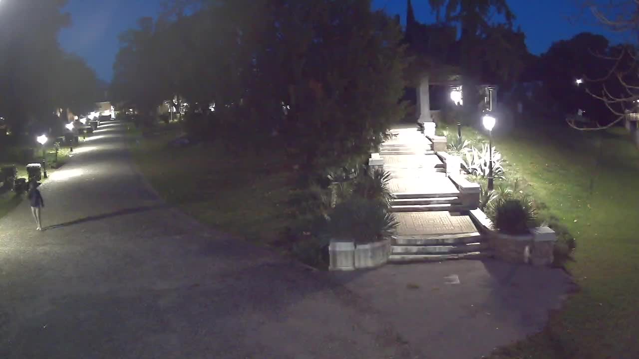 Spletna kamera park Coronini Kronberg – Gorica